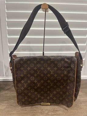 Louis Vuitton Monogram Canvas Messenger Bag in Brown and Tan